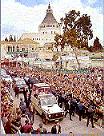 Popular Popemobile wends it way through Nazareth